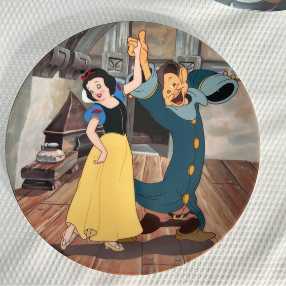 Walt Disney Collector’s plate series - Picture 9 of 10